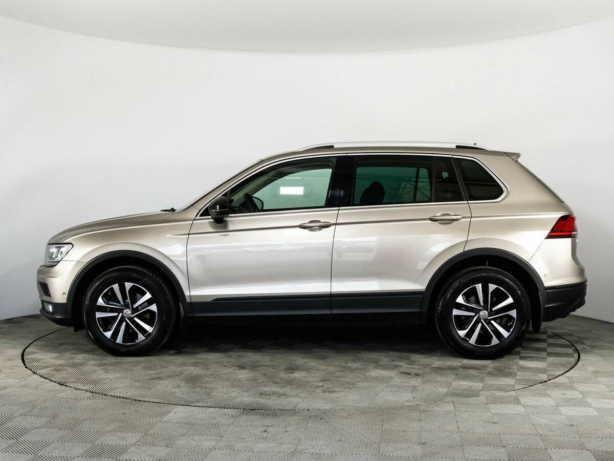 Купить Volkswagen Tiguan с пробегом. Фото: #7