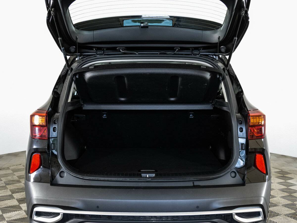 Купить Kia Seltos с пробегом. Фото: #31