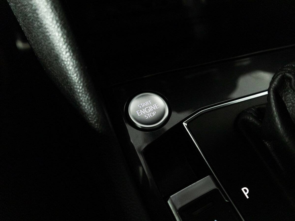 Купить Volkswagen Tiguan с пробегом. Фото: #21