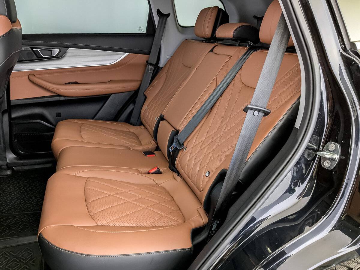 Купить Chery Tiggo 8 Pro Max с пробегом. Фото: #11