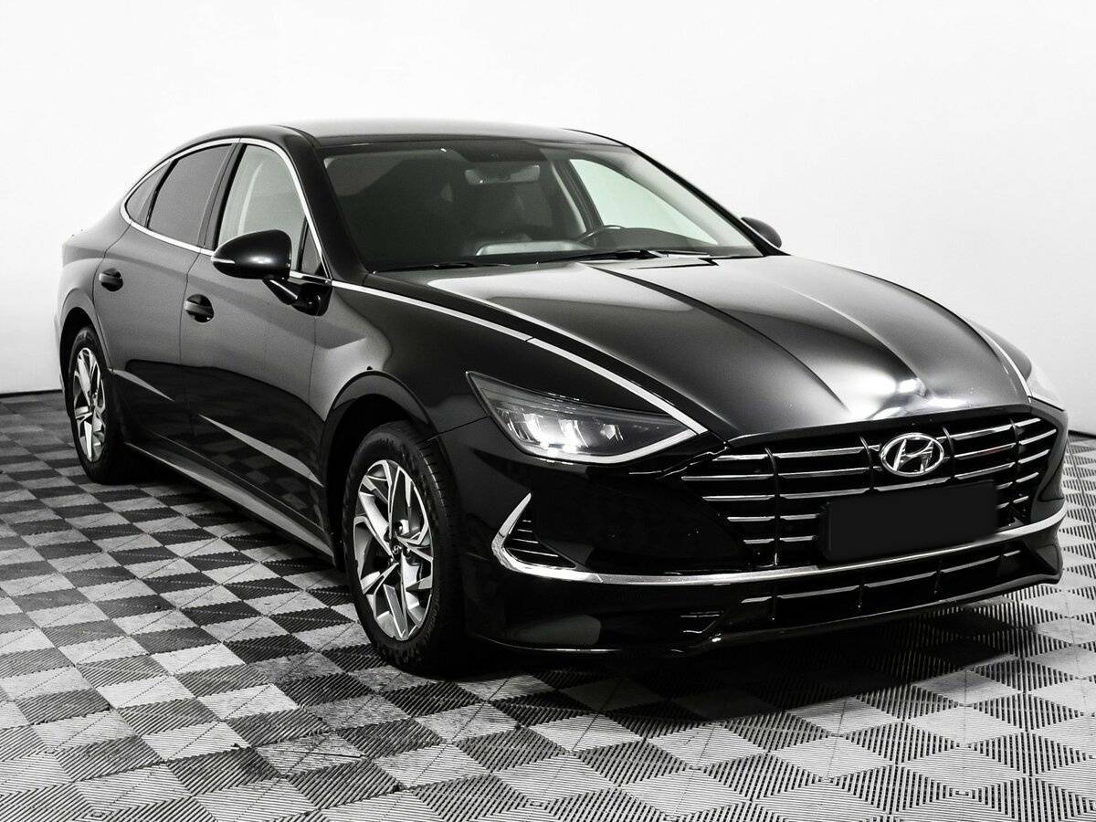 Купить Hyundai Sonata с пробегом. Фото: #2