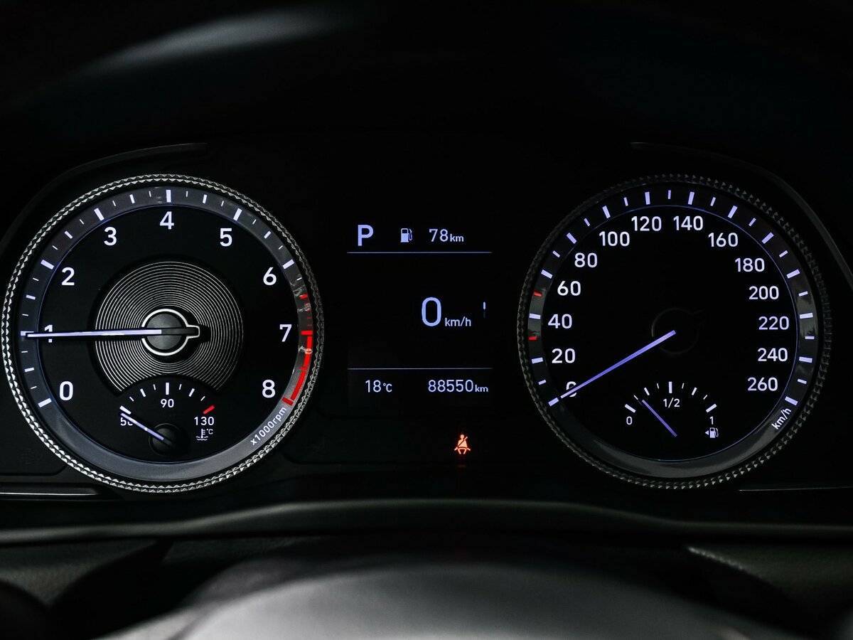 Купить Hyundai Sonata с пробегом. Фото: #9