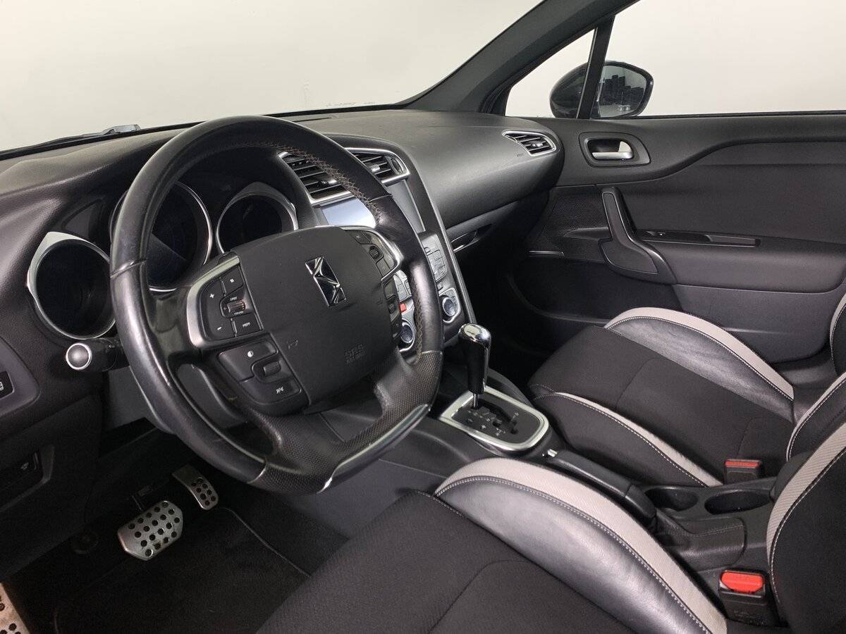 Купить Citroen DS4 с пробегом. Фото: #11