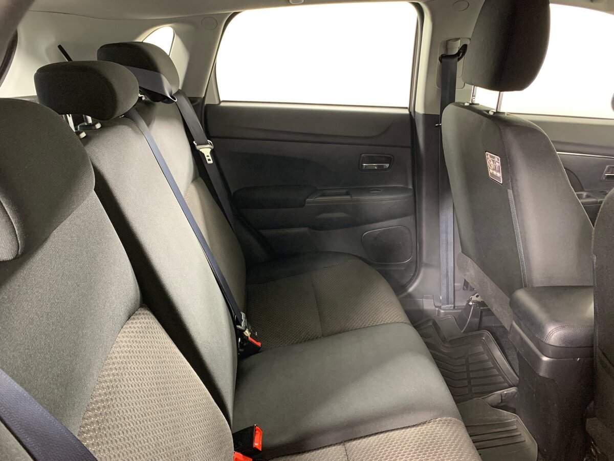 Продажа Б/У Митсубиши АС-Икс. Фото: #17