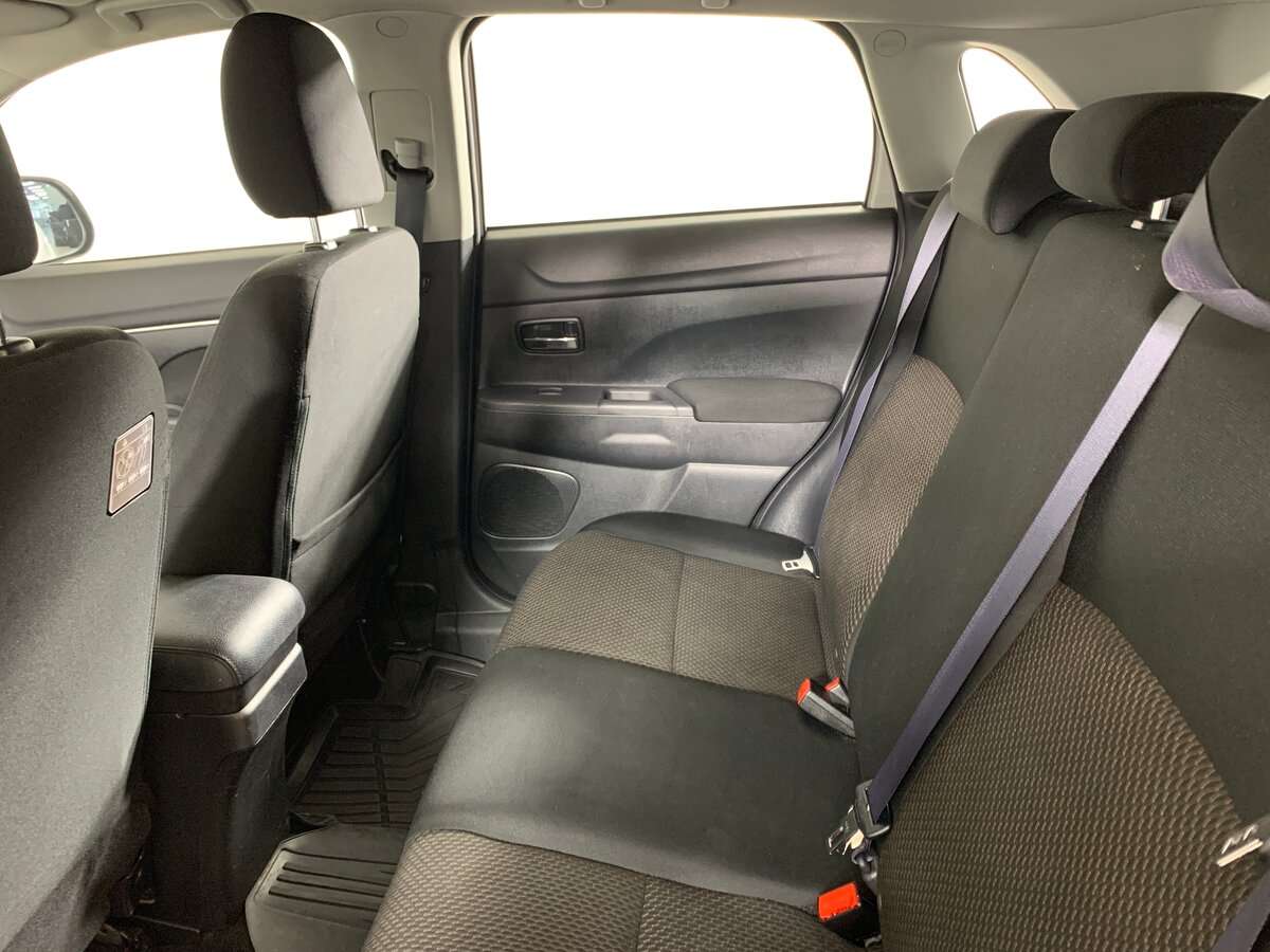 Продажа Б/У Митсубиши АС-Икс. Фото: #18