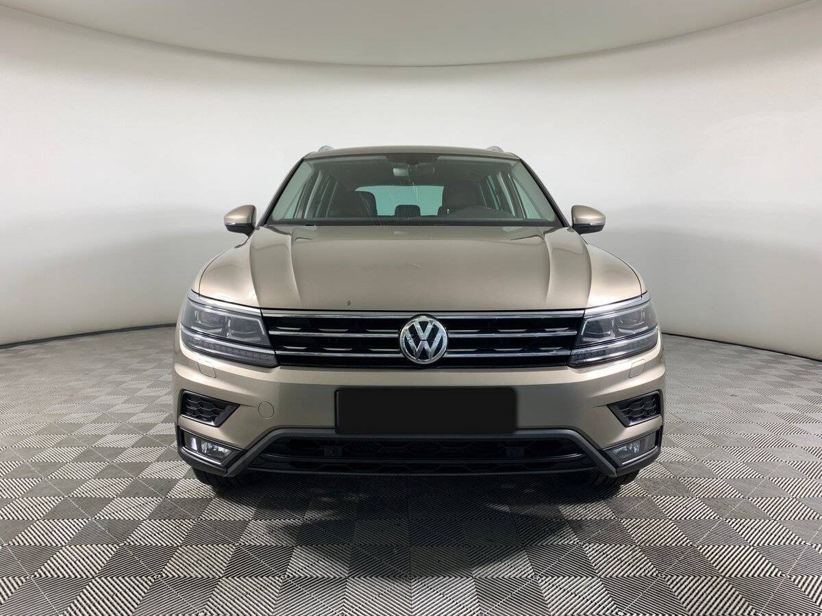 Купить Volkswagen Tiguan с пробегом. Фото: #1