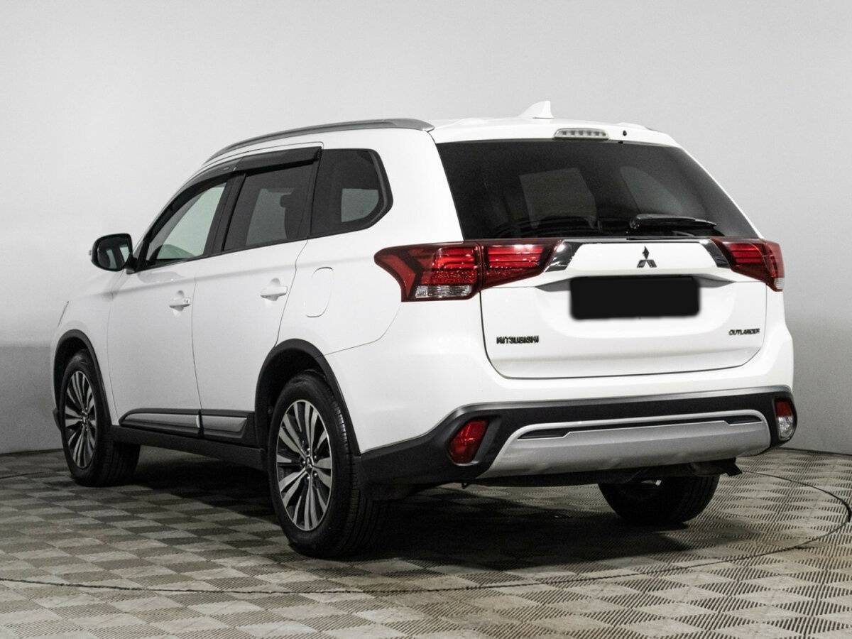 Купить Mitsubishi Outlander с пробегом. Фото: #6