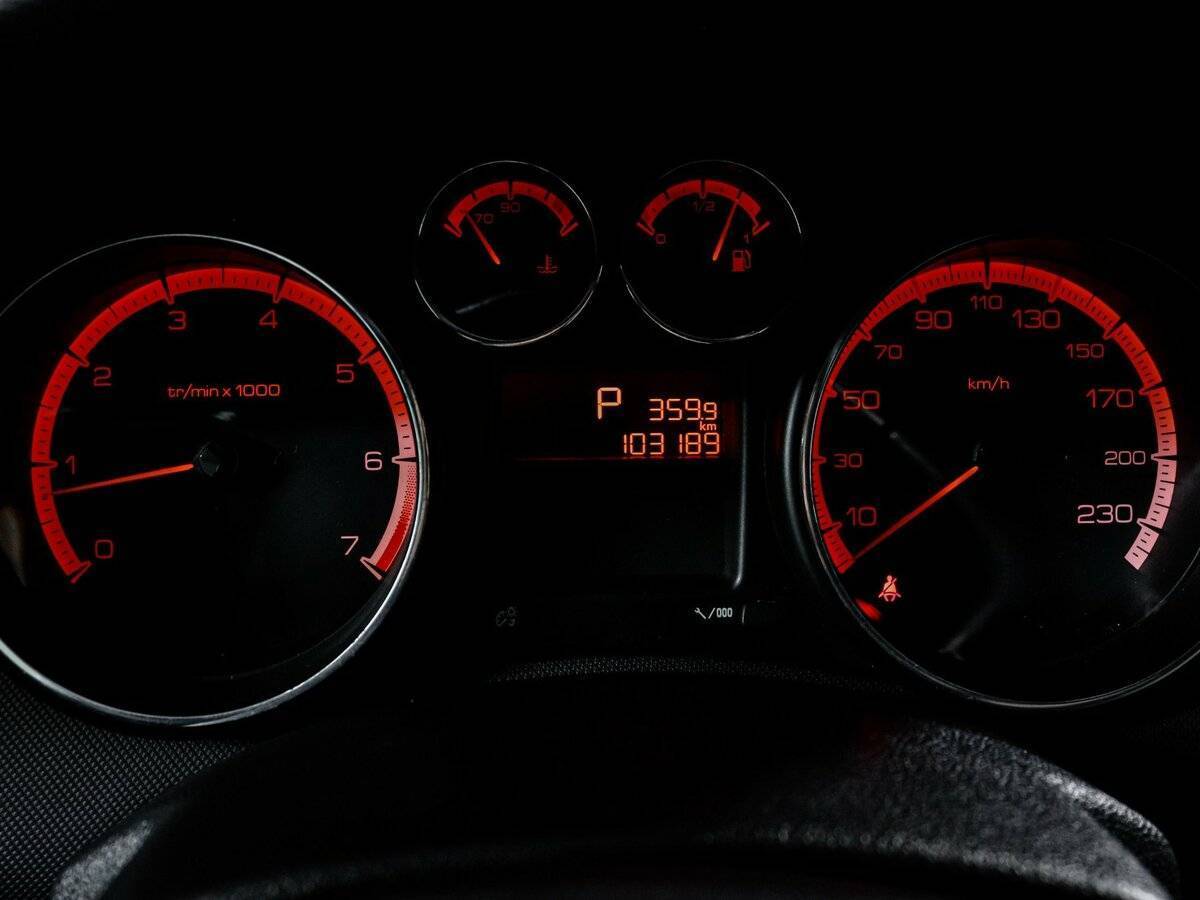 Продажа Б/У Пежо 308. Фото: #10