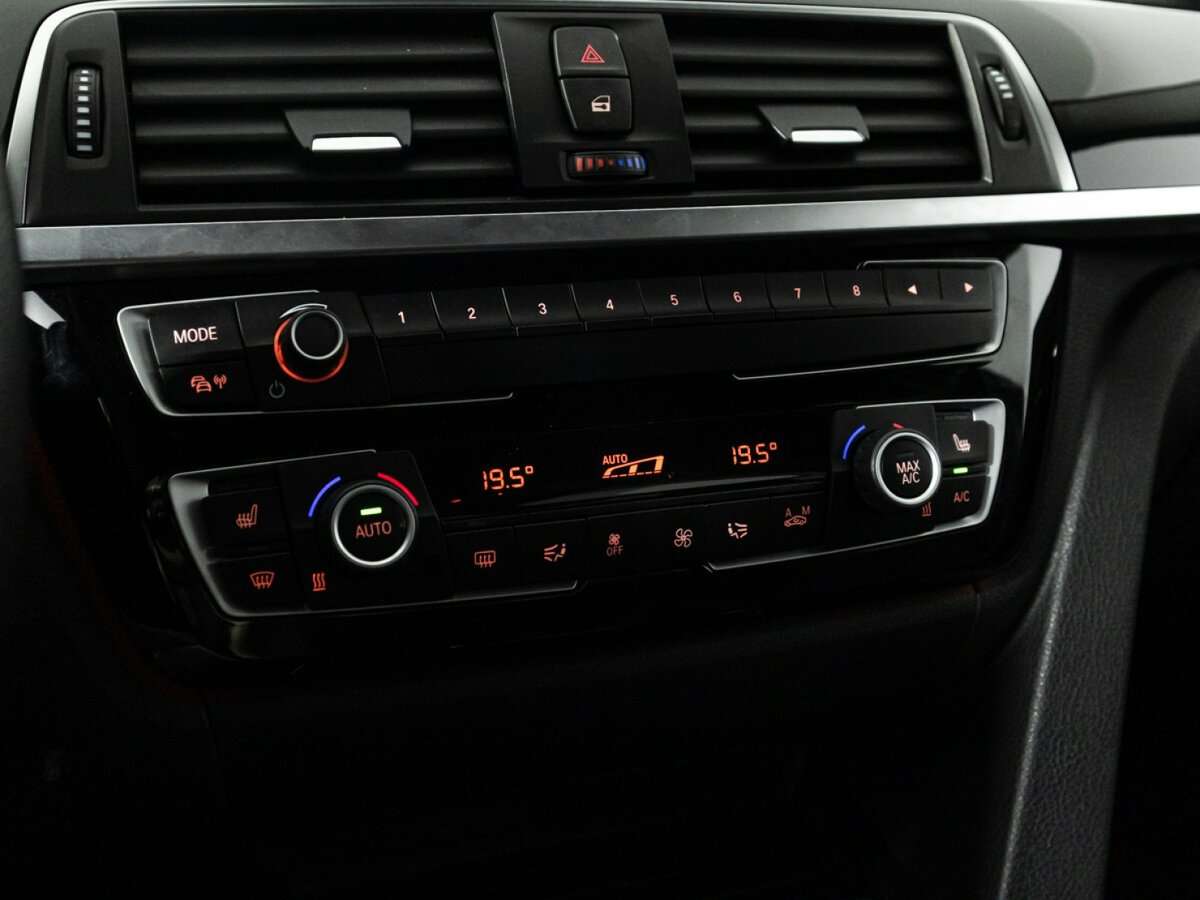 Купить BMW 3 серии с пробегом. Фото: #15