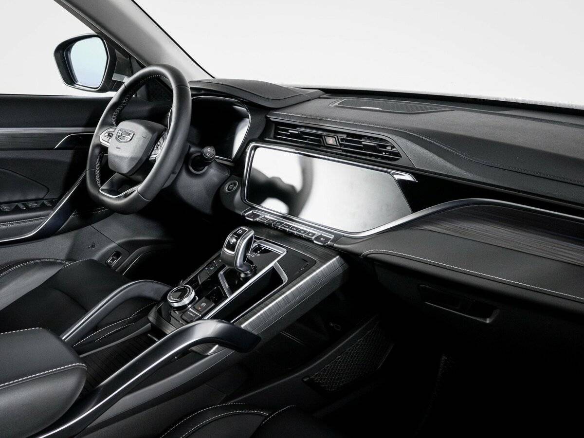 Купить Geely Atlas Pro с пробегом. Фото: #8