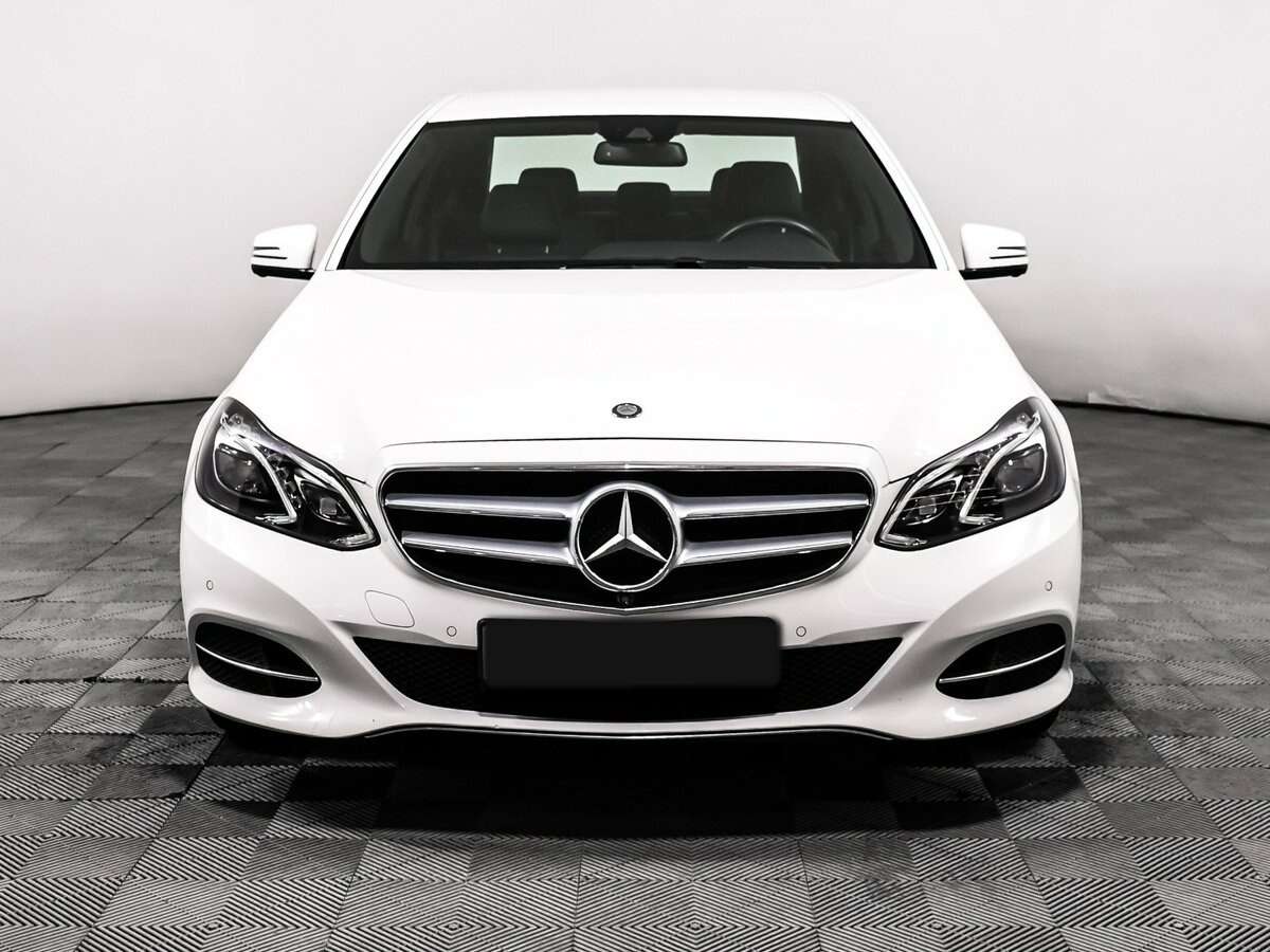 Купить Mercedes-Benz E-Класс с пробегом. Фото: #1