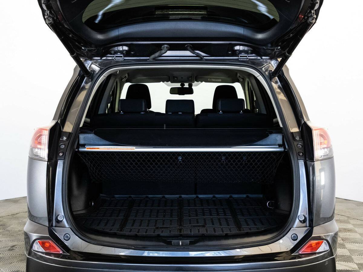 Купить Toyota RAV4 с пробегом. Фото: #17