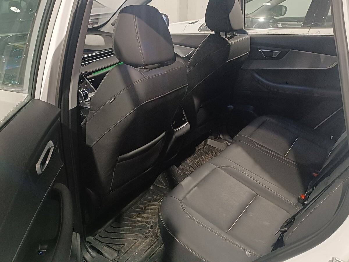 Купить Chery Tiggo 7 Pro Max с пробегом. Фото: #7