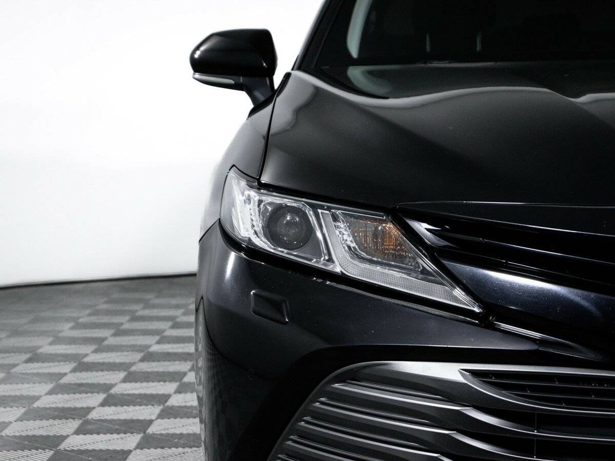Купить Toyota Camry с пробегом. Фото: #17
