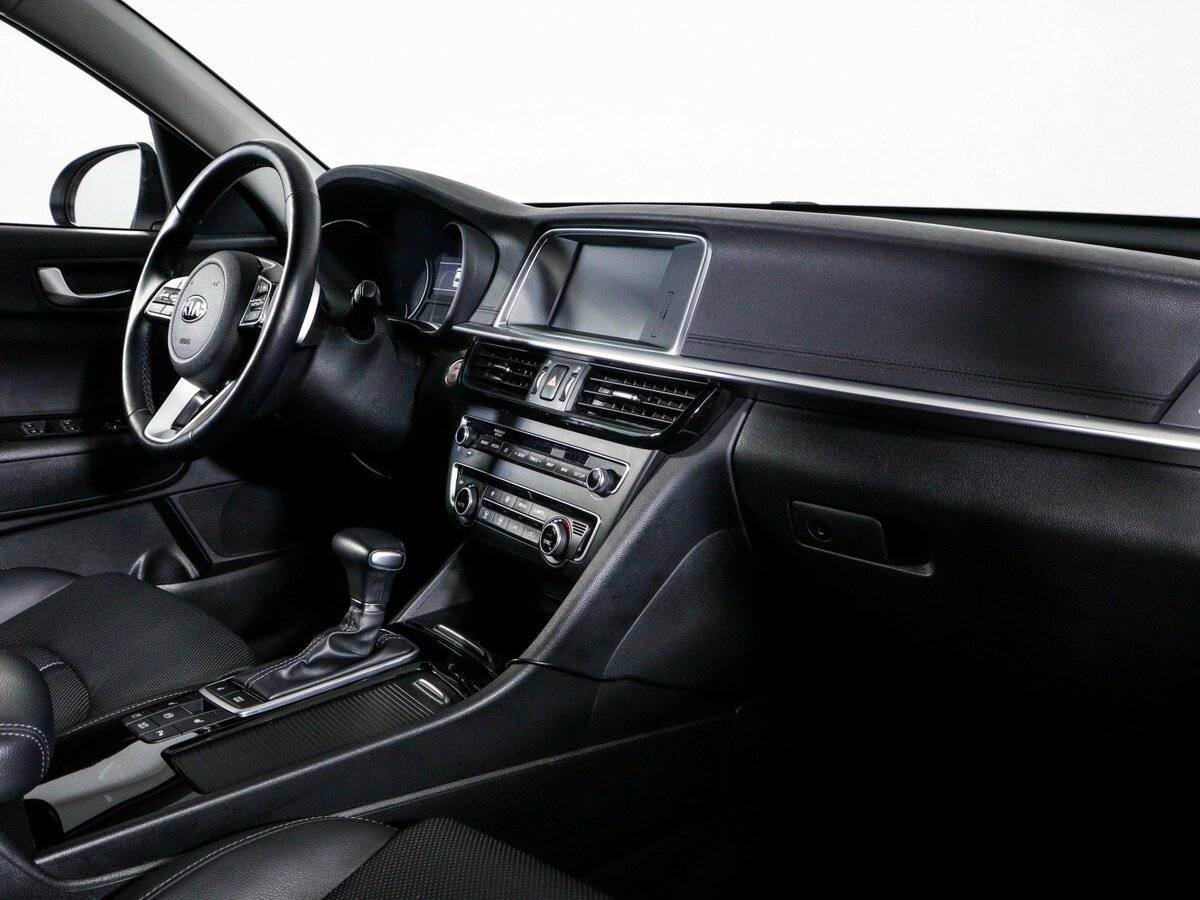 Купить Kia Optima с пробегом. Фото: #8