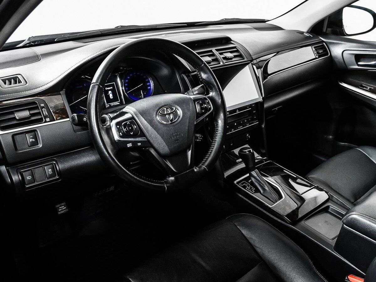 Купить Toyota Camry с пробегом. Фото: #12