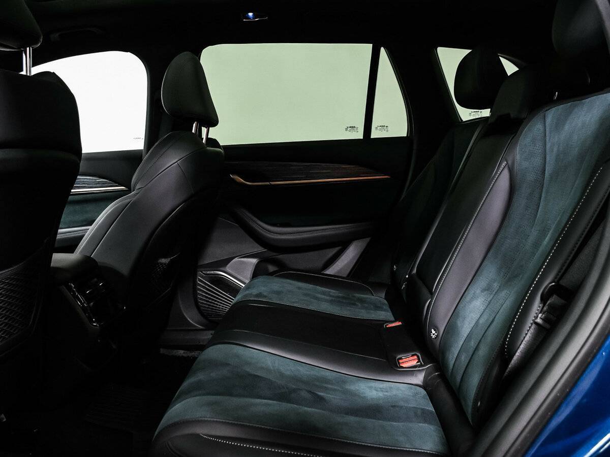 Купить Geely Monjaro с пробегом. Фото: #12