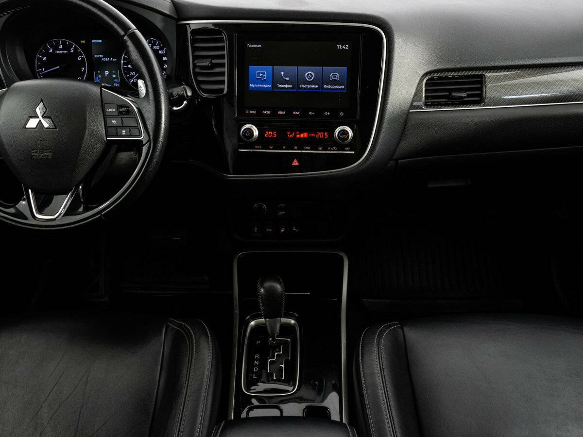 Купить Mitsubishi Outlander с пробегом. Фото: #13