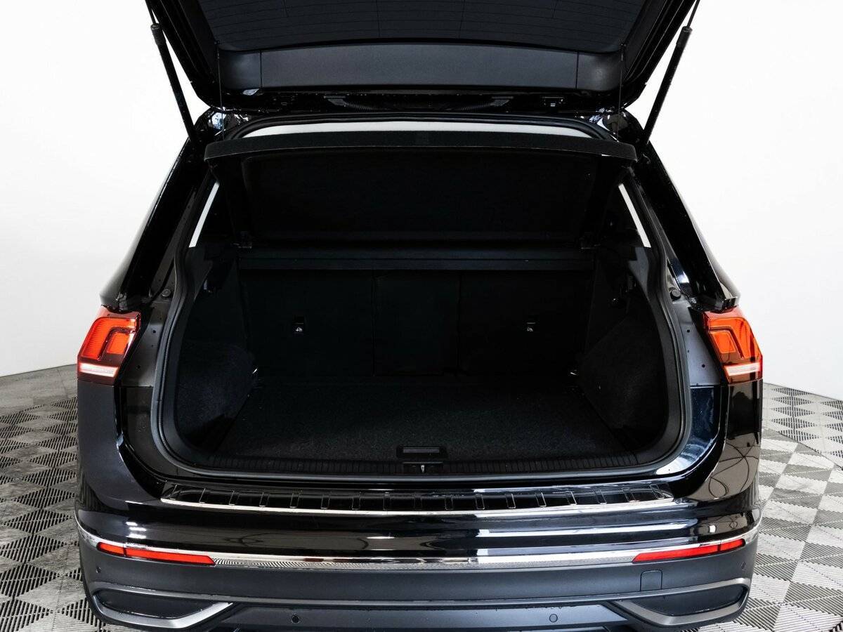 Купить Volkswagen Tiguan с пробегом. Фото: #14