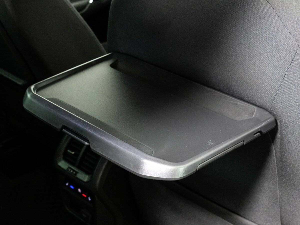 Купить Volkswagen Tiguan с пробегом. Фото: #23