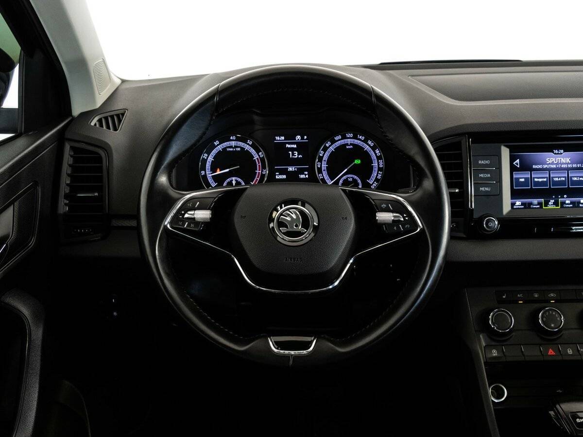 Купить Skoda Karoq с пробегом. Фото: #11