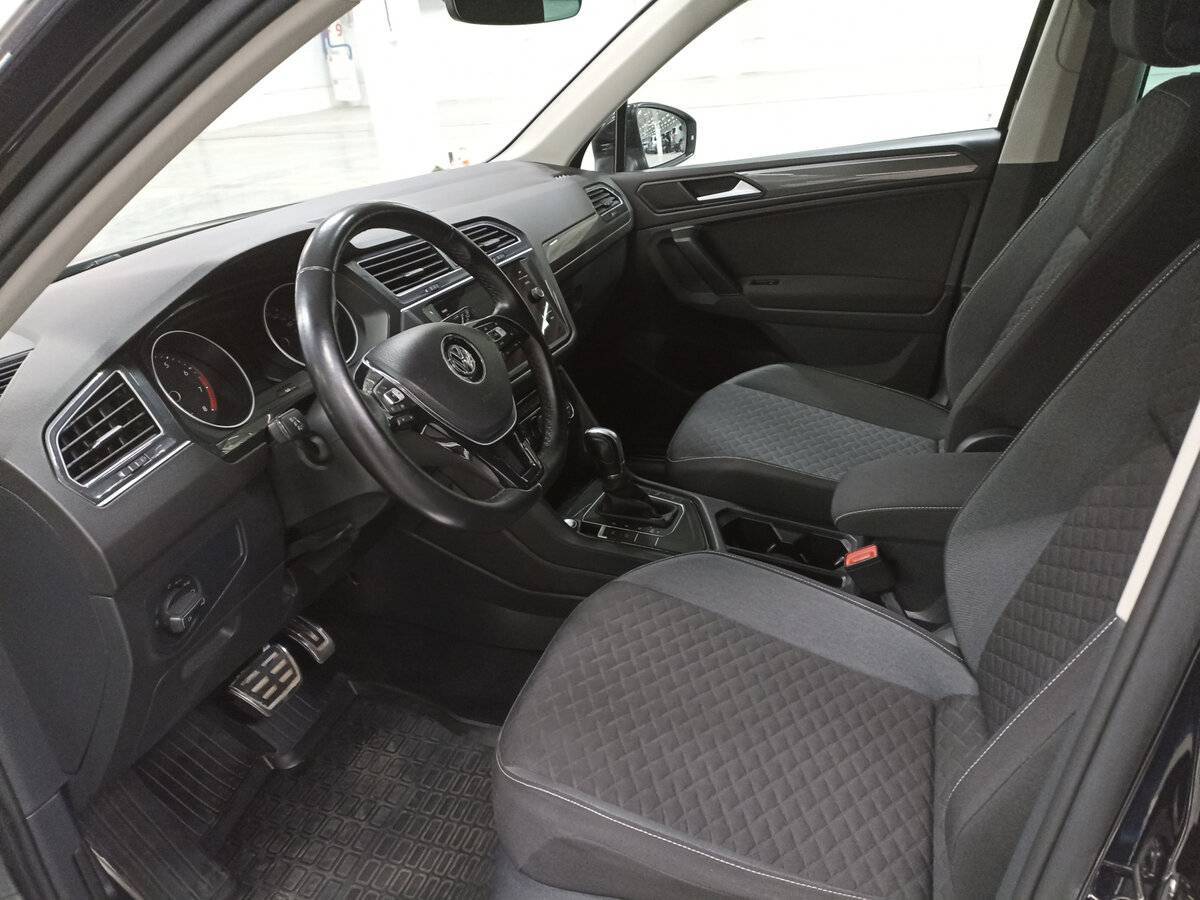 Купить Volkswagen Tiguan с пробегом. Фото: #15