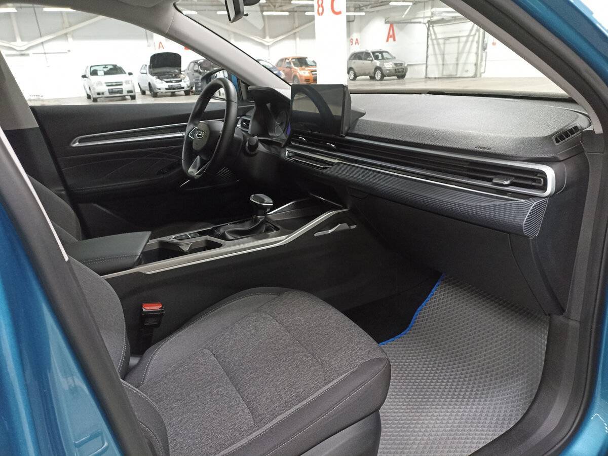 Купить Geely Emgrand с пробегом. Фото: #10