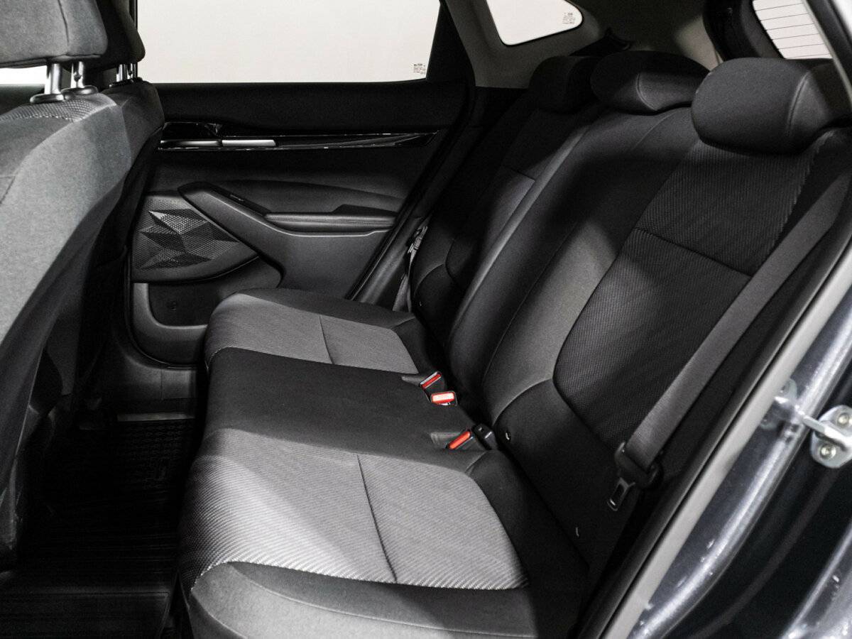 Купить Kia Seltos с пробегом. Фото: #10