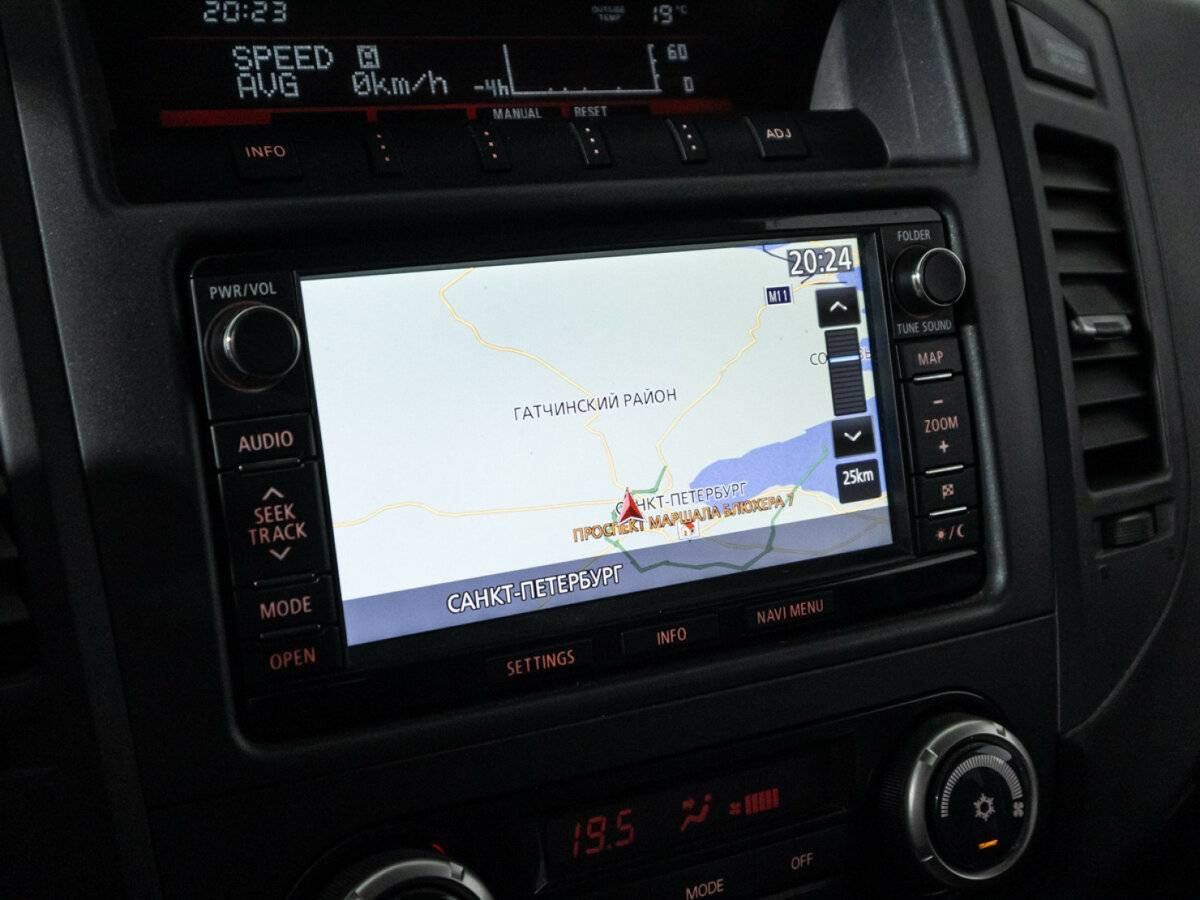 Купить Mitsubishi Pajero с пробегом. Фото: #17