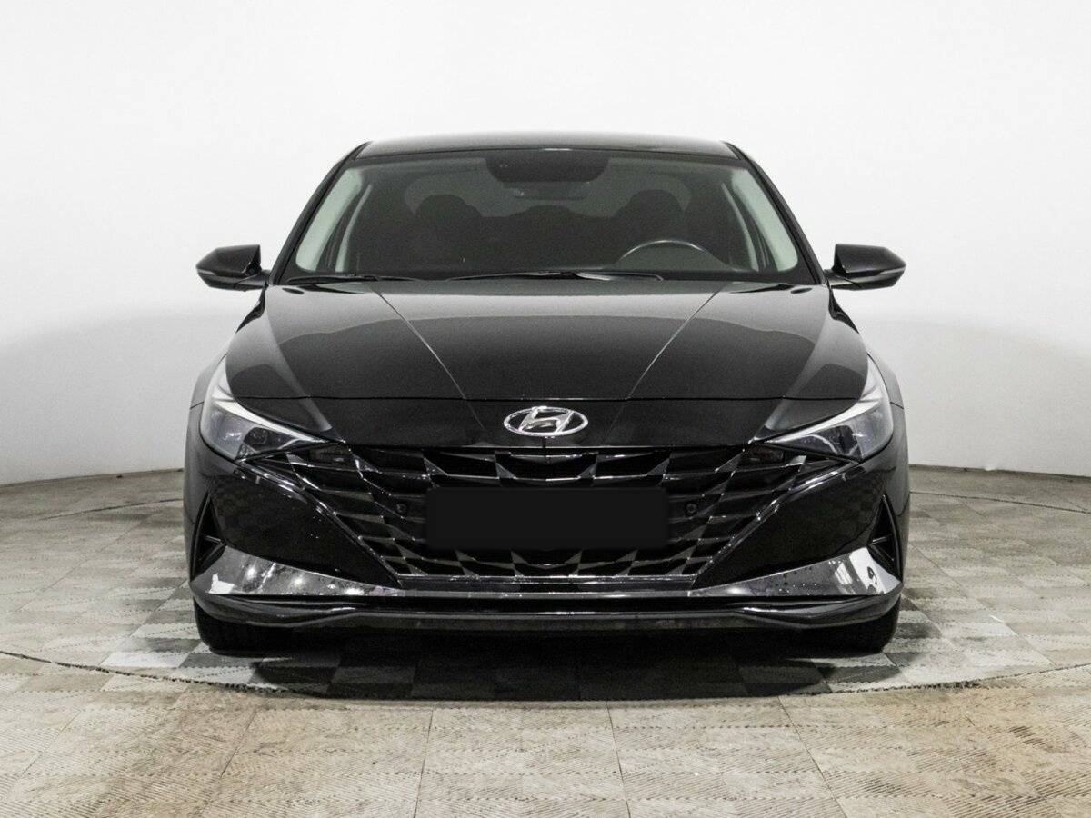 Купить Hyundai Elantra с пробегом. Фото: #1
