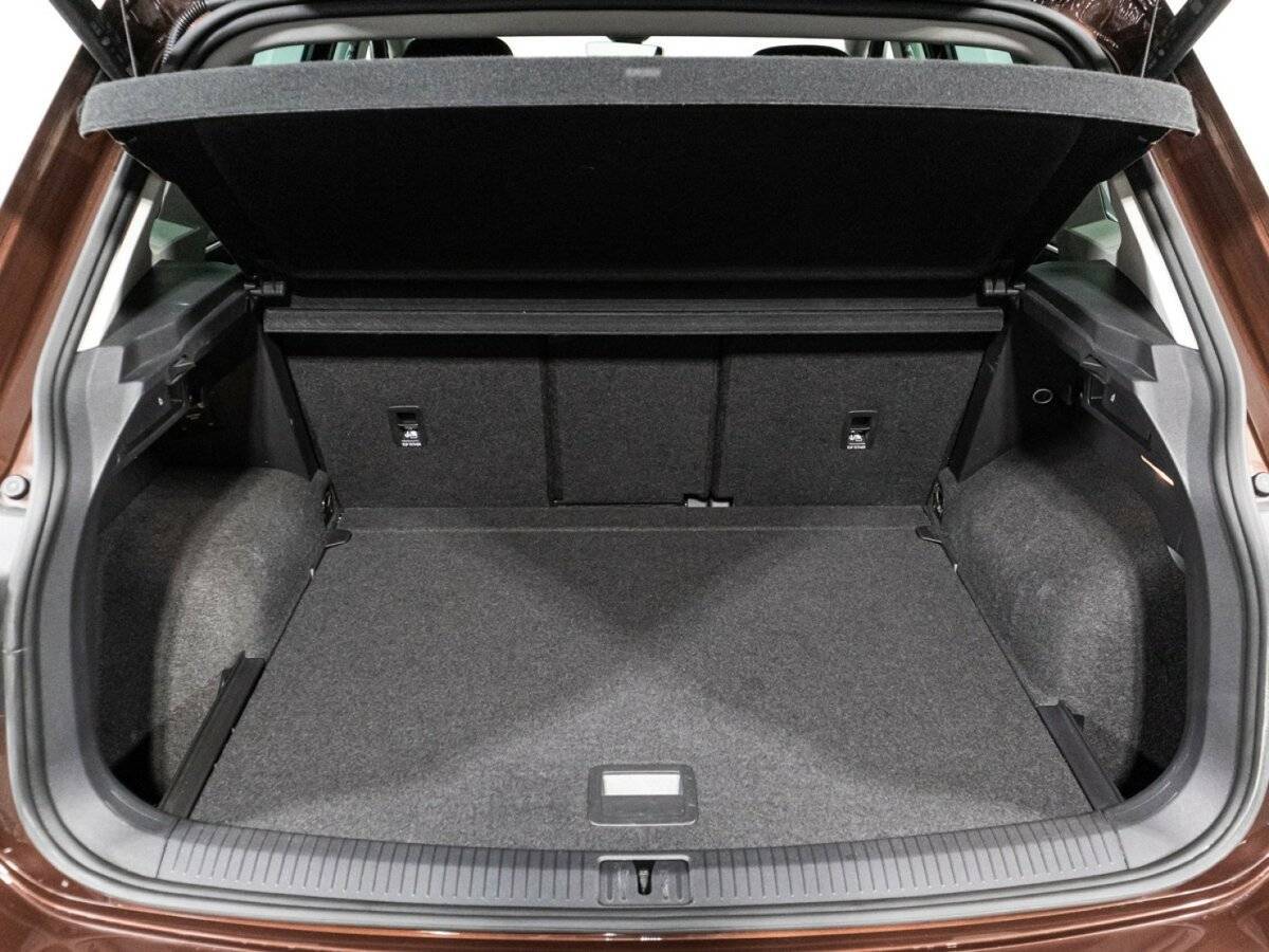 Купить Volkswagen Tiguan с пробегом. Фото: #14