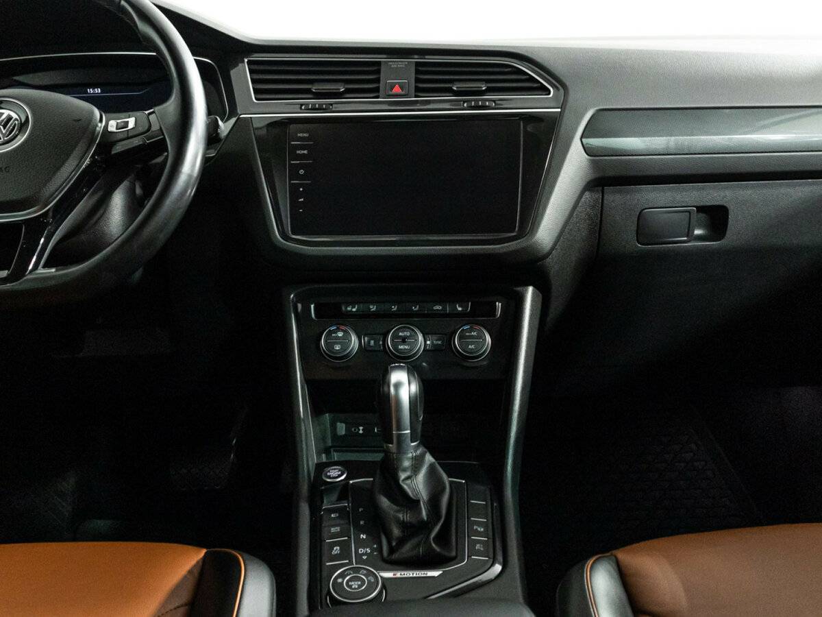 Купить Volkswagen Tiguan с пробегом. Фото: #13