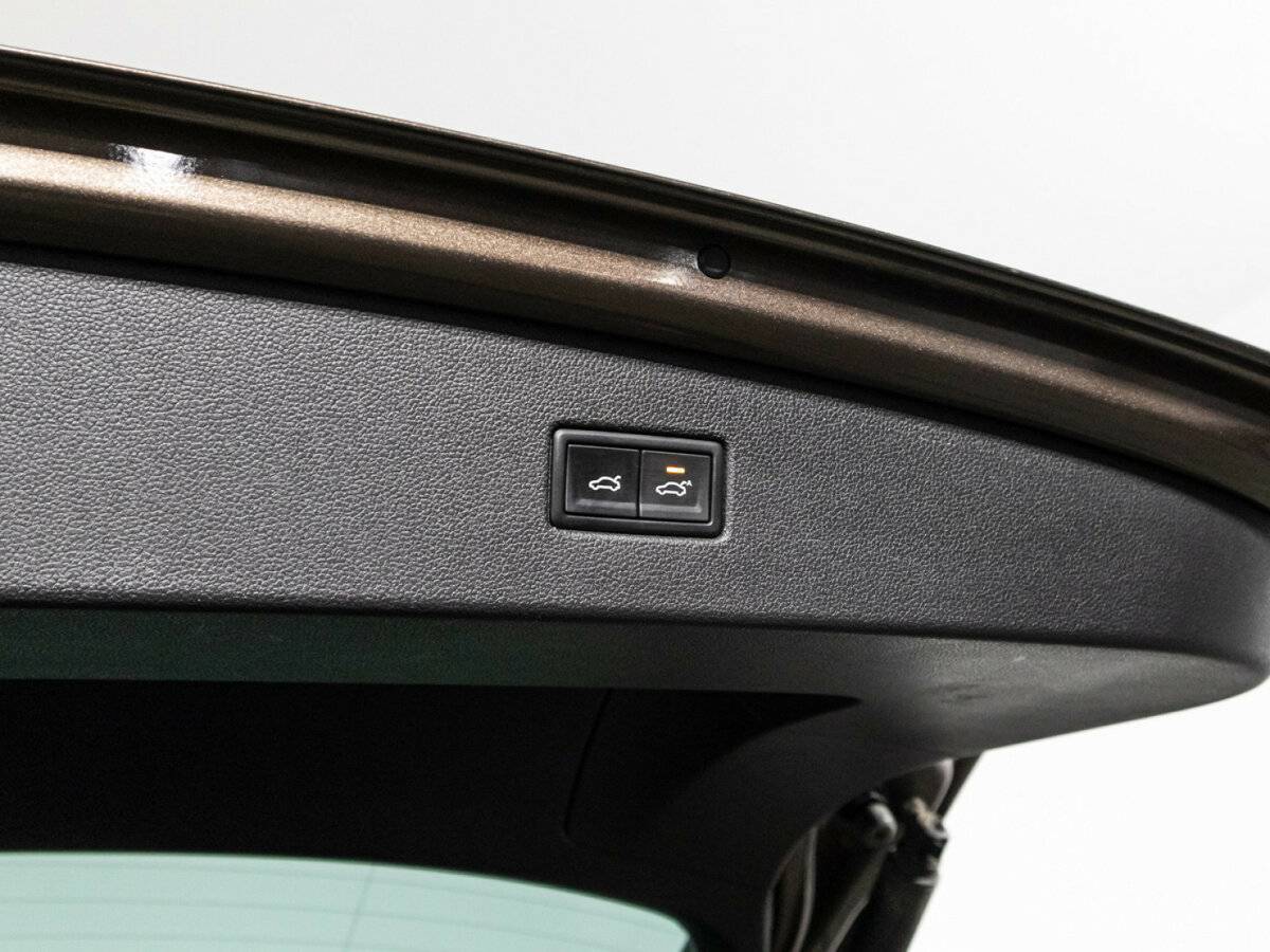 Купить Volkswagen Tiguan с пробегом. Фото: #15