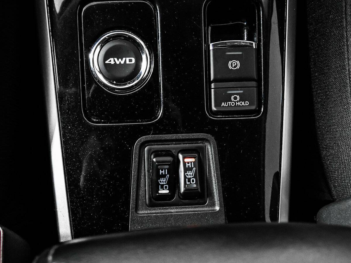 Купить Mitsubishi Outlander с пробегом. Фото: #19