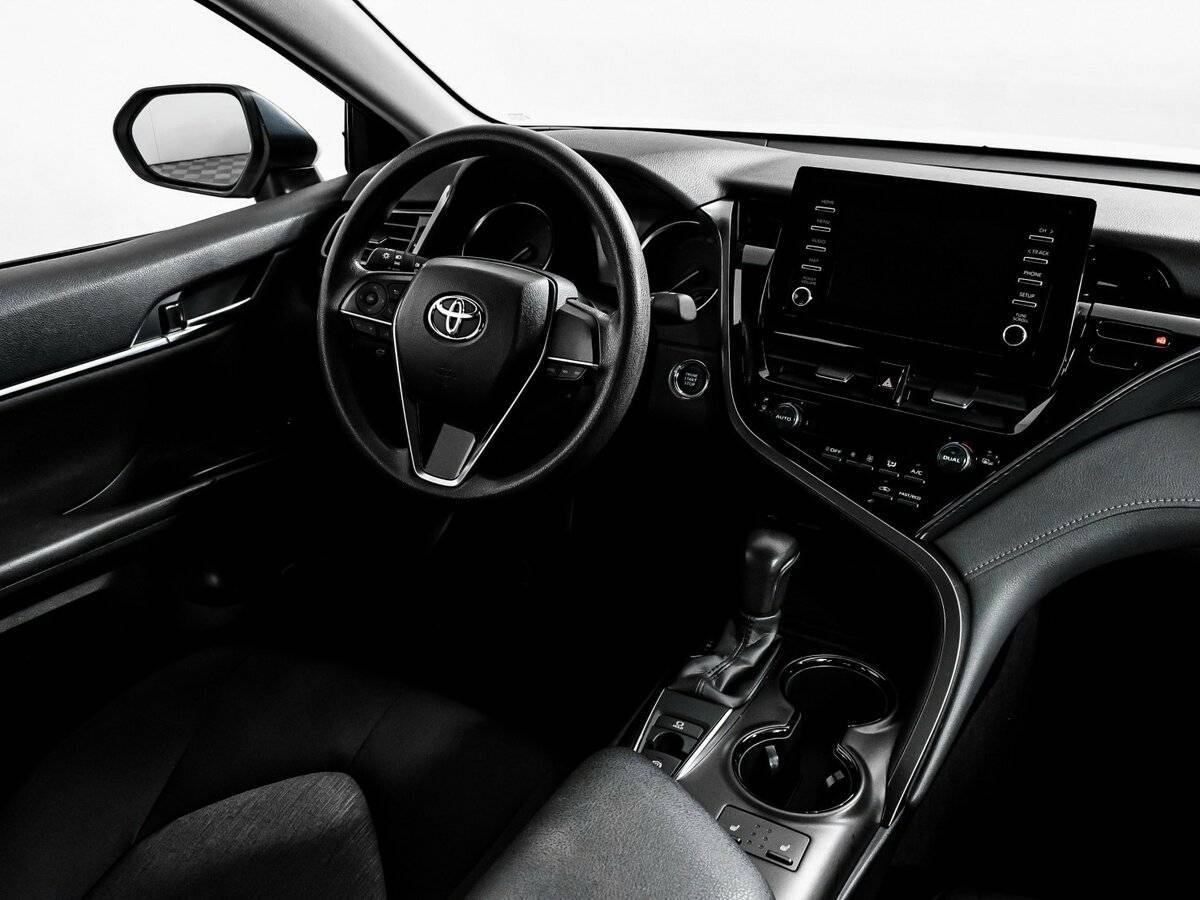 Купить Toyota Camry с пробегом. Фото: #8