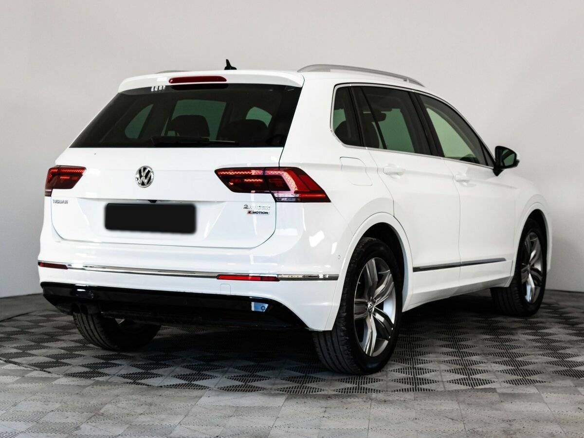 Купить Volkswagen Tiguan с пробегом. Фото: #6