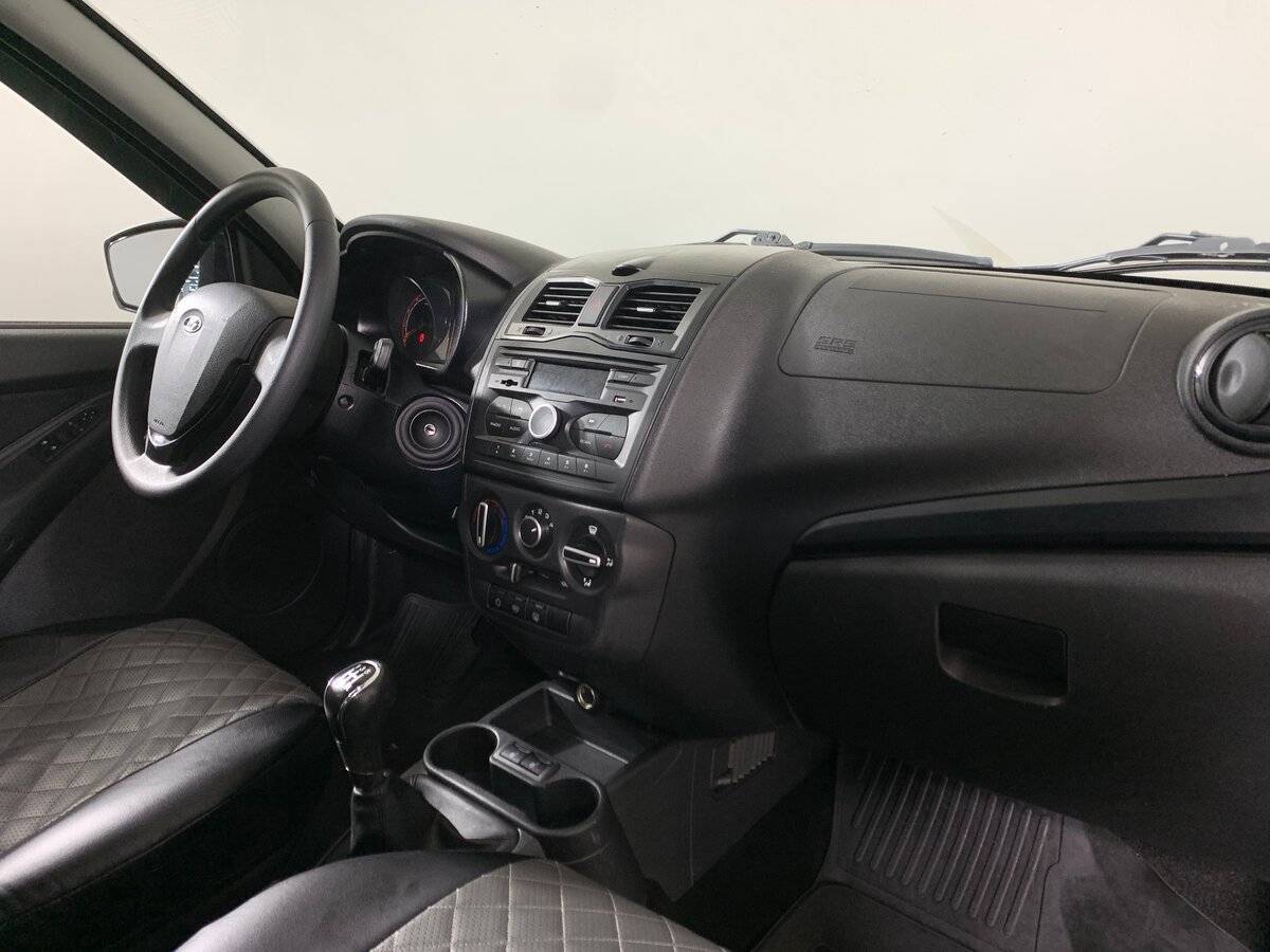 Купить Lada (ВАЗ) Granta с пробегом. Фото: #12