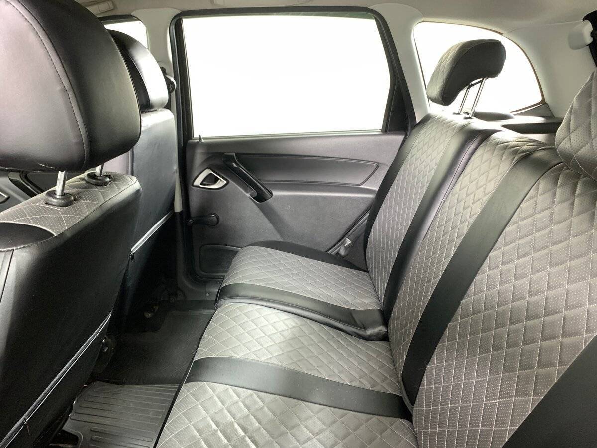 Купить Lada (ВАЗ) Granta с пробегом. Фото: #17