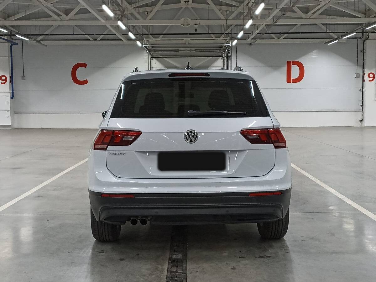 Купить Volkswagen Tiguan с пробегом. Фото: #5