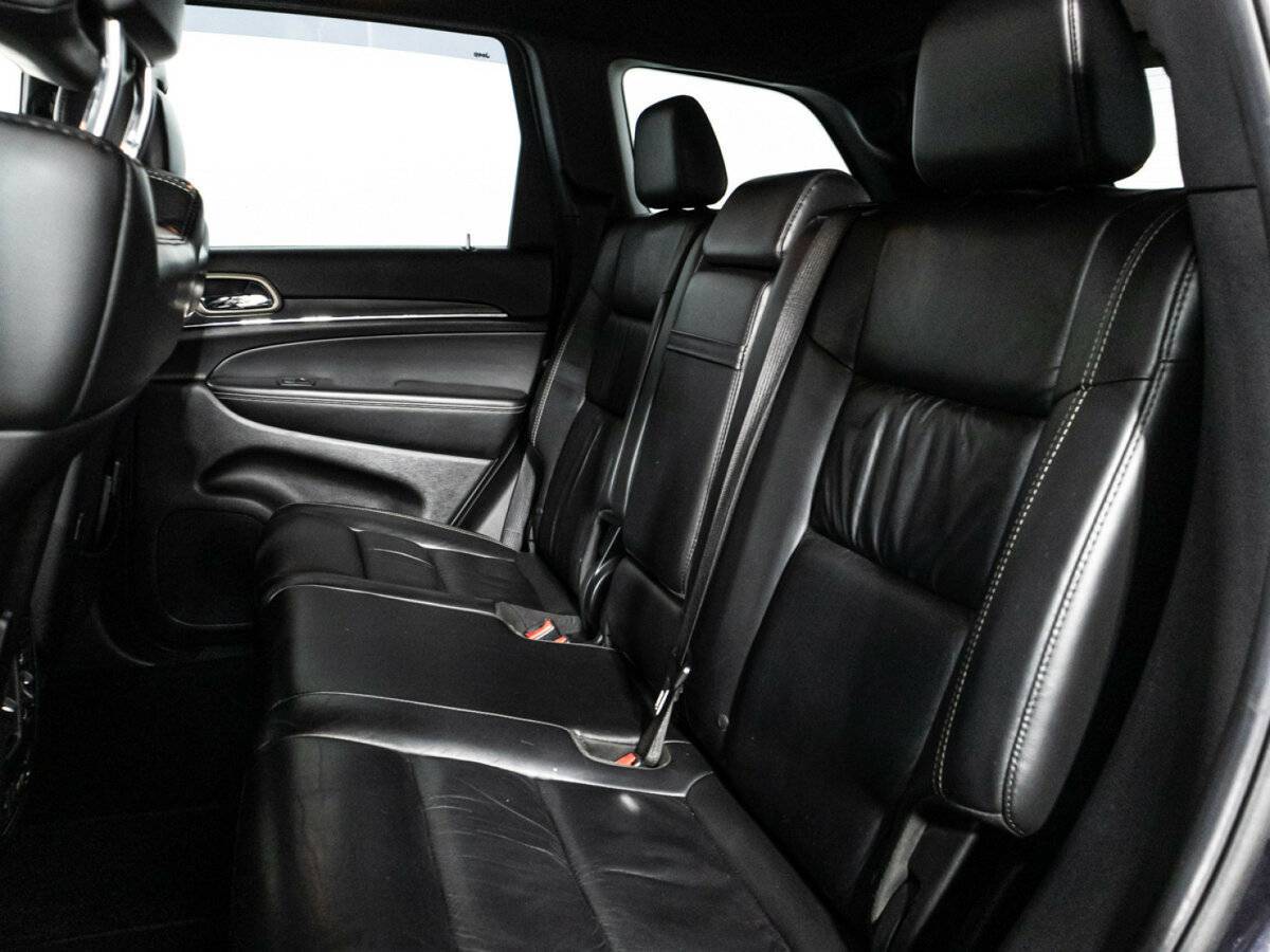 Купить Jeep Grand Cherokee с пробегом. Фото: #9