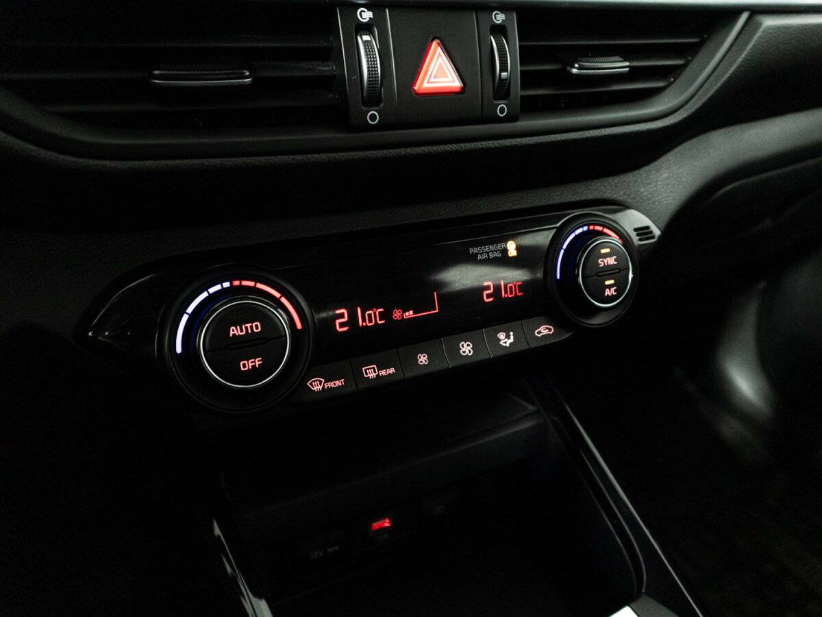 Купить Kia Cerato с пробегом. Фото: #18