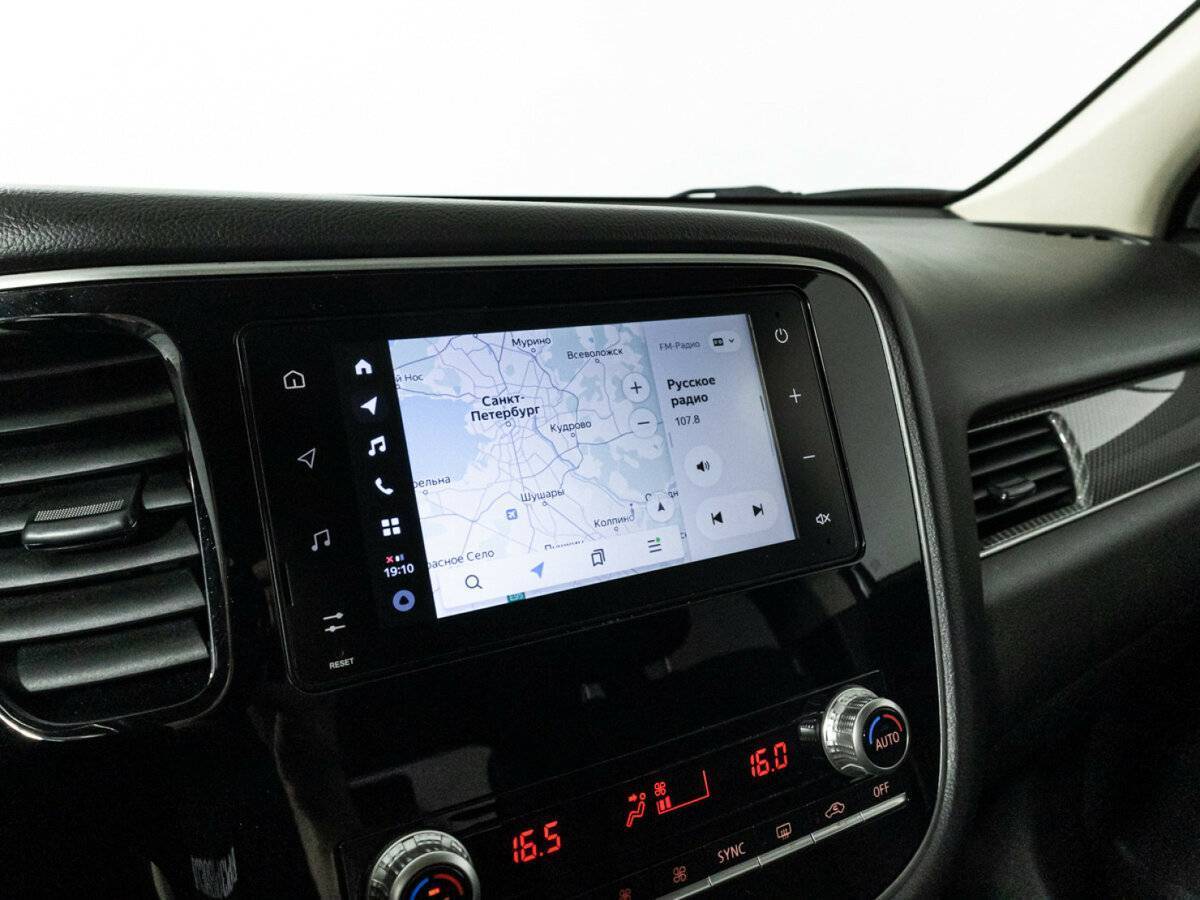 Купить Mitsubishi Outlander с пробегом. Фото: #16