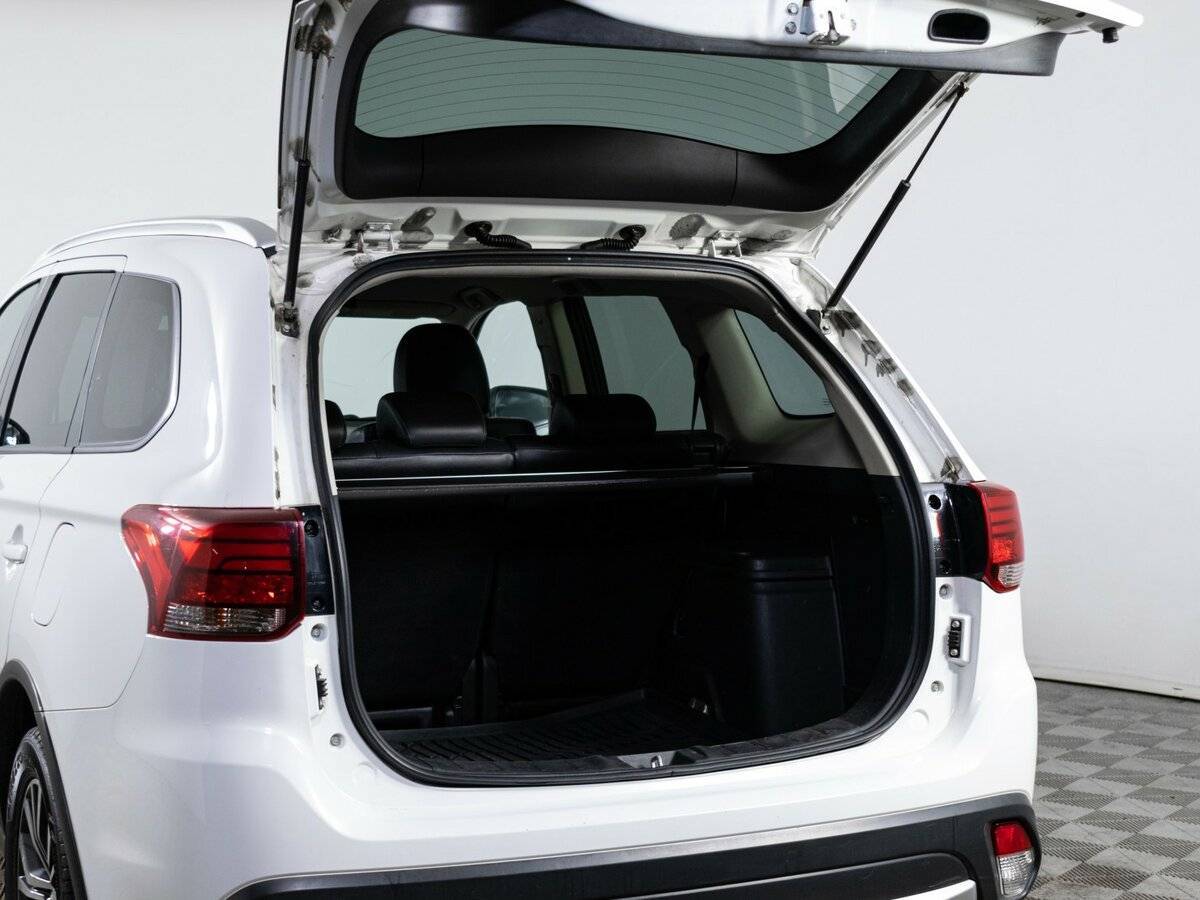 Продажа Б/У Митсубиши Оутлэндер. Фото: #8