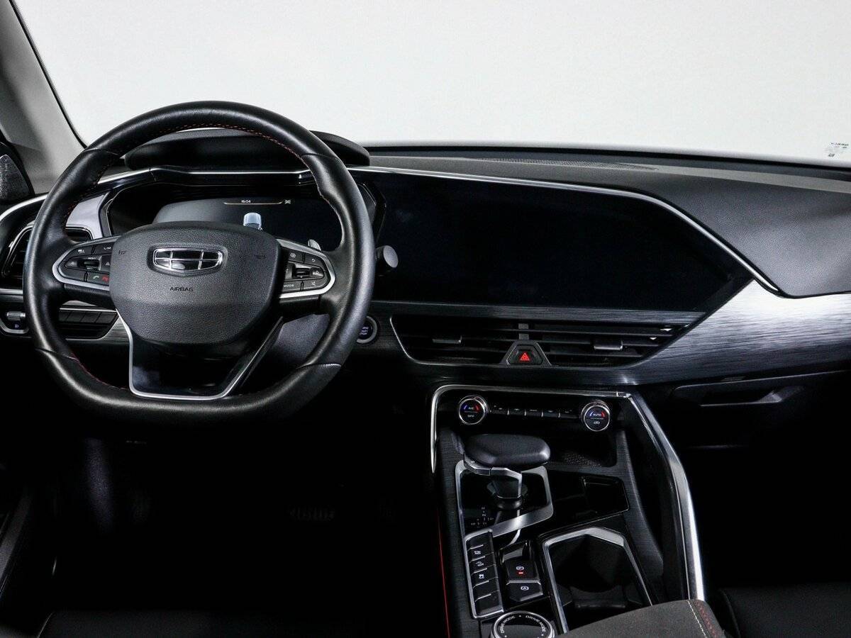 Купить Geely Tugella с пробегом. Фото: #11