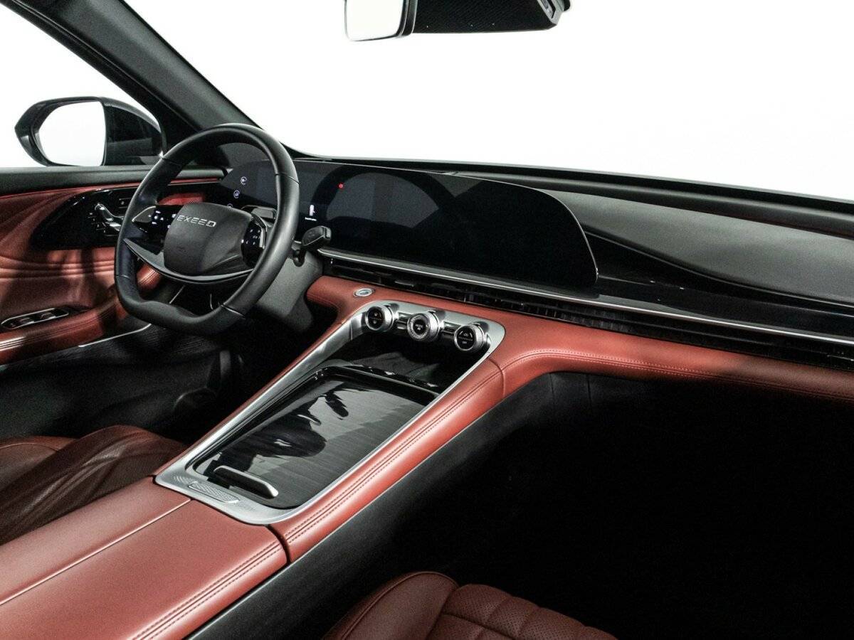 Купить EXEED RX с пробегом. Фото: #8