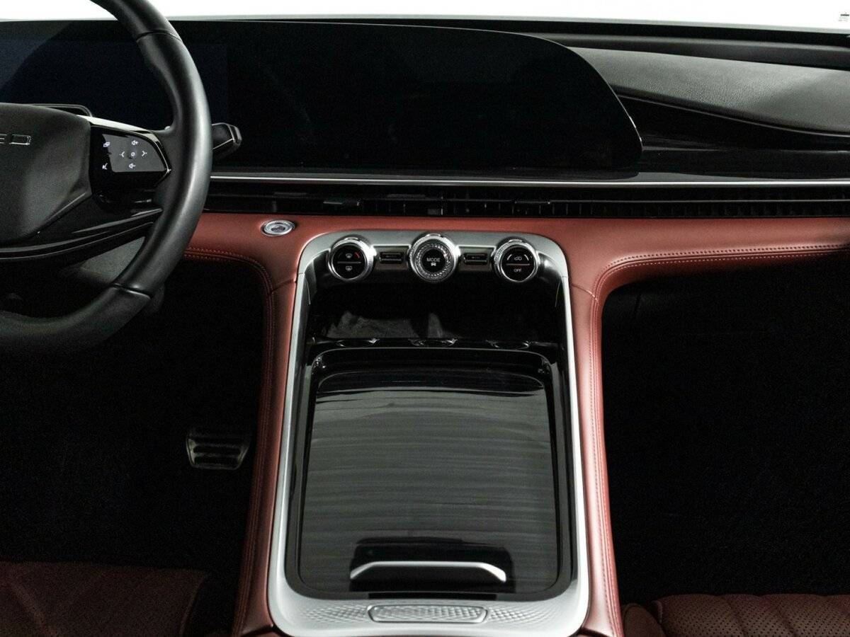 Купить EXEED RX с пробегом. Фото: #13