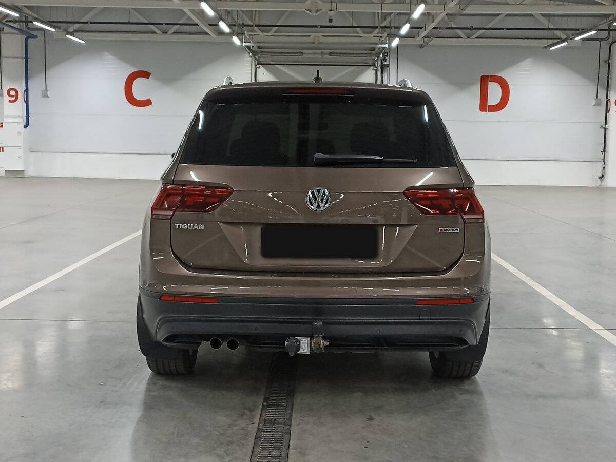 Купить Volkswagen Tiguan с пробегом. Фото: #5