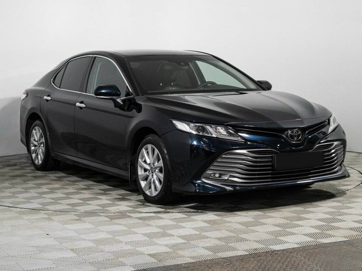 Купить Toyota Camry с пробегом. Фото: #2