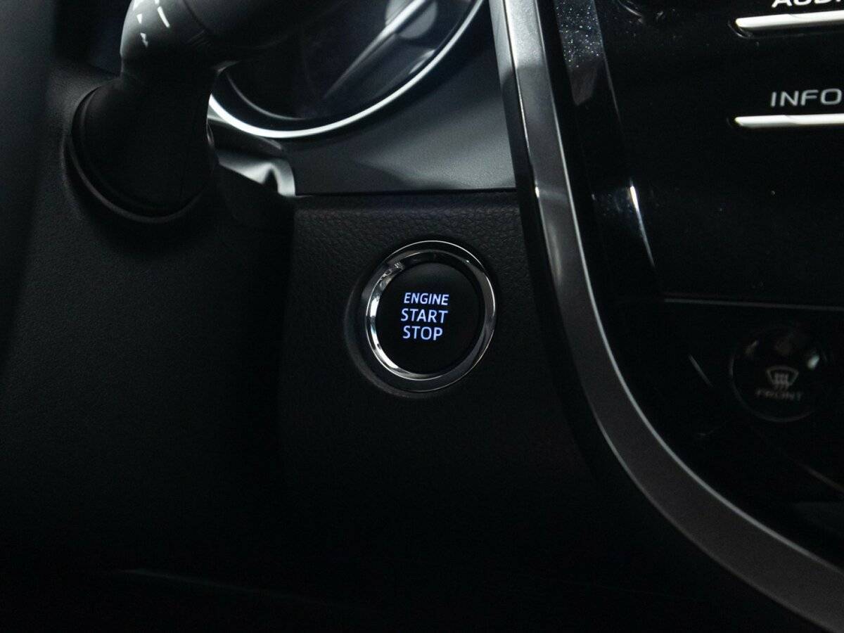 Купить Toyota Camry с пробегом. Фото: #16