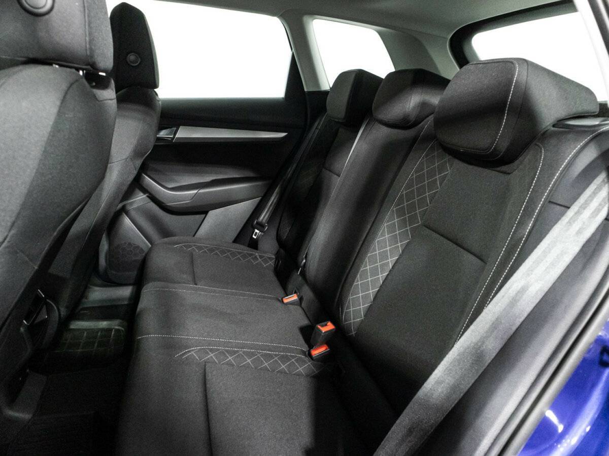 Купить Skoda Karoq с пробегом. Фото: #9
